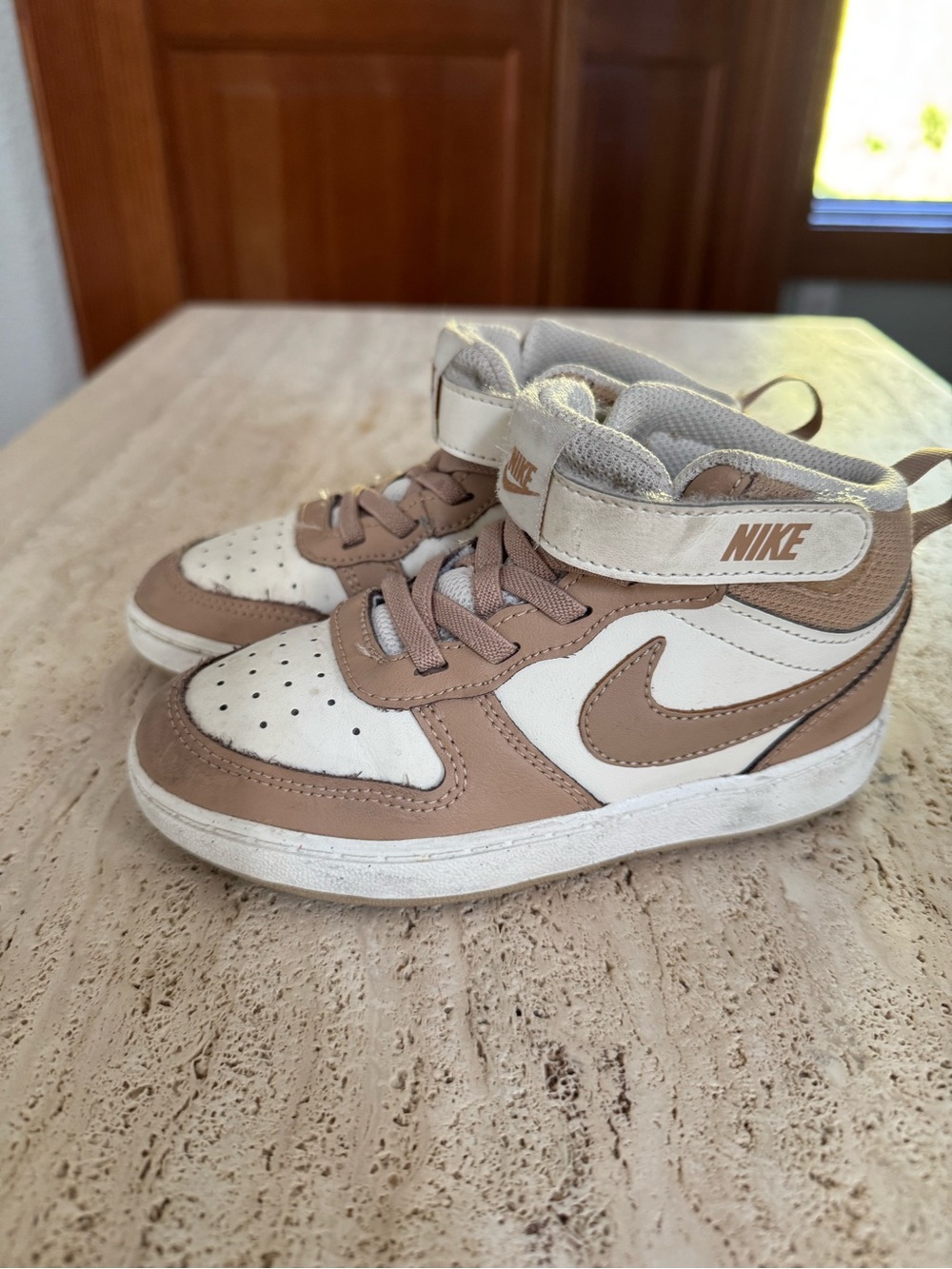 Nike Kids Mid-Top Sneakers in Beige and White